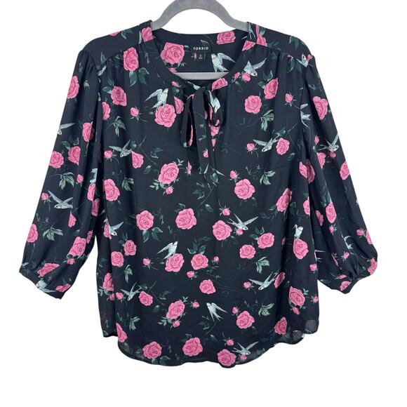 Torrid Black Roses Birds 3/4 Sleeve Lightweight Chiffon Blouse Size L - Picture 2 of 8